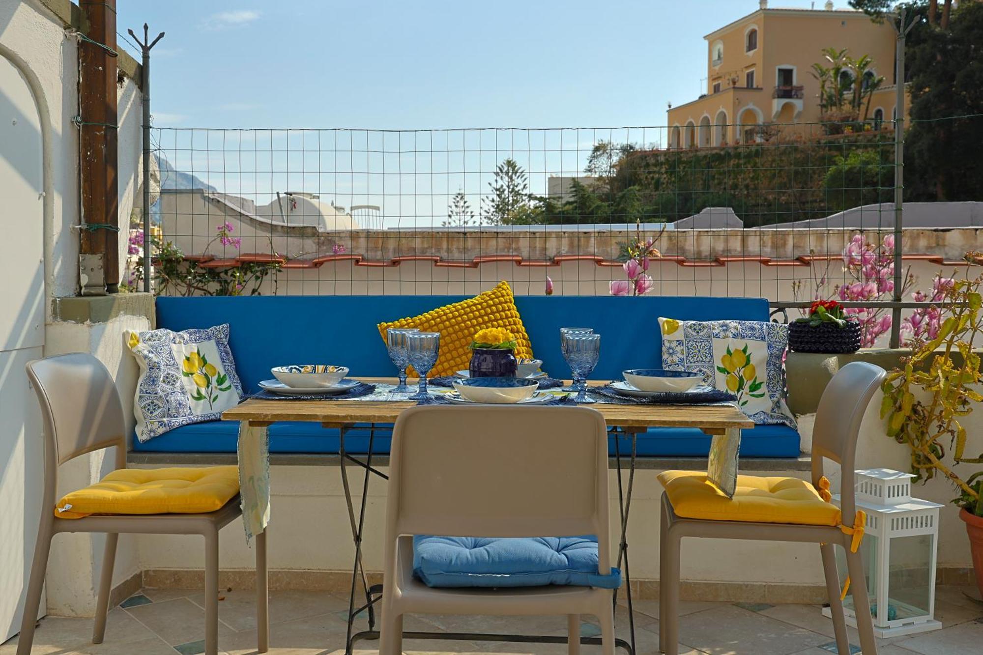 Casa Flavia Positano Center - 5 Minutes To Beach And 4 Air Conditioning Eksteriør billede